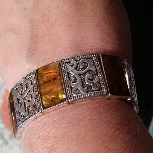 Amber and silver metal stretchy band - Picture 4 of 5